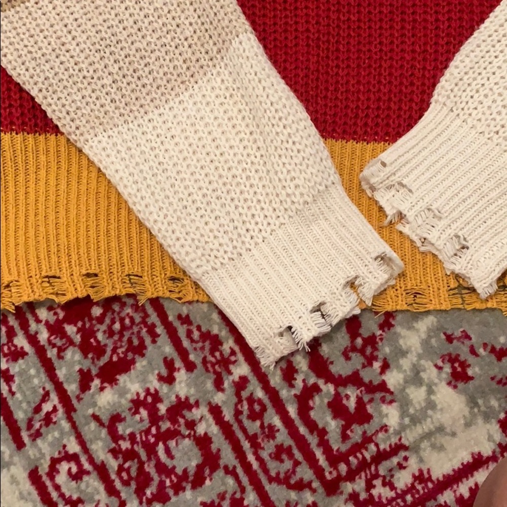 Colorblock Sweater - Picture 4 of 4